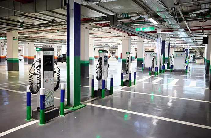 Infraestructura de recarga eléctrica en interior